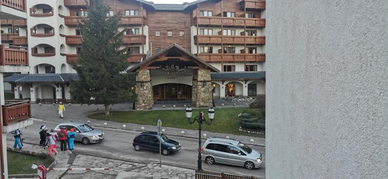 Cozy Apartment Next To Gondola Bansko Ngoại thất bức ảnh