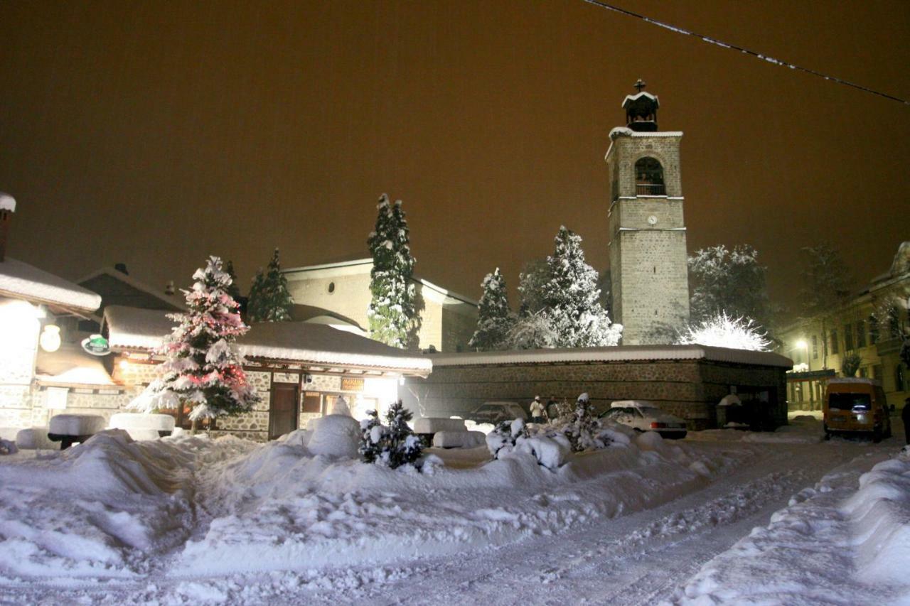 Cozy Apartment Next To Gondola Bansko Ngoại thất bức ảnh